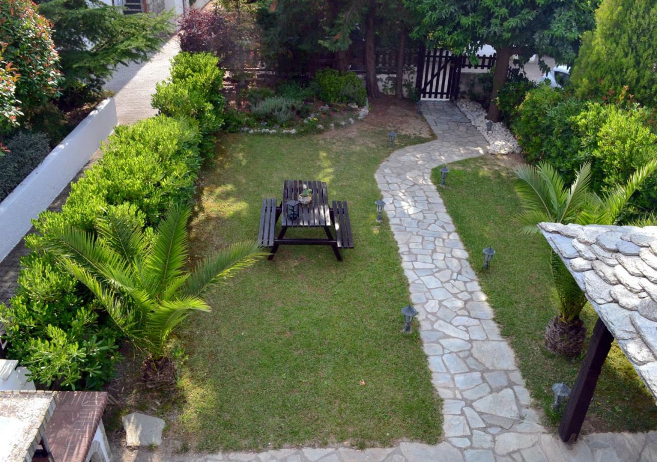 Harmony Seaside Apartments Koropi Bagian luar foto