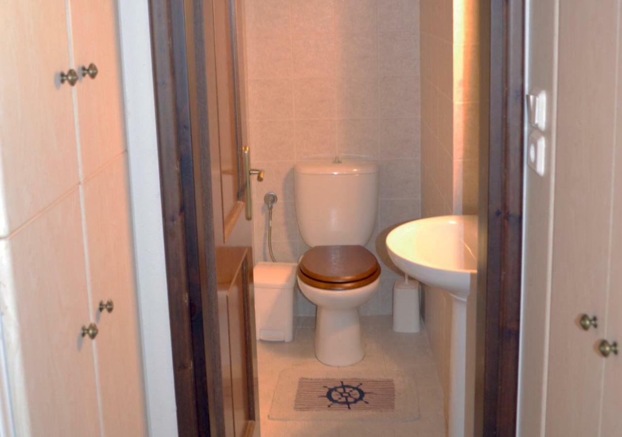 Harmony Seaside Apartments Koropi Bagian luar foto