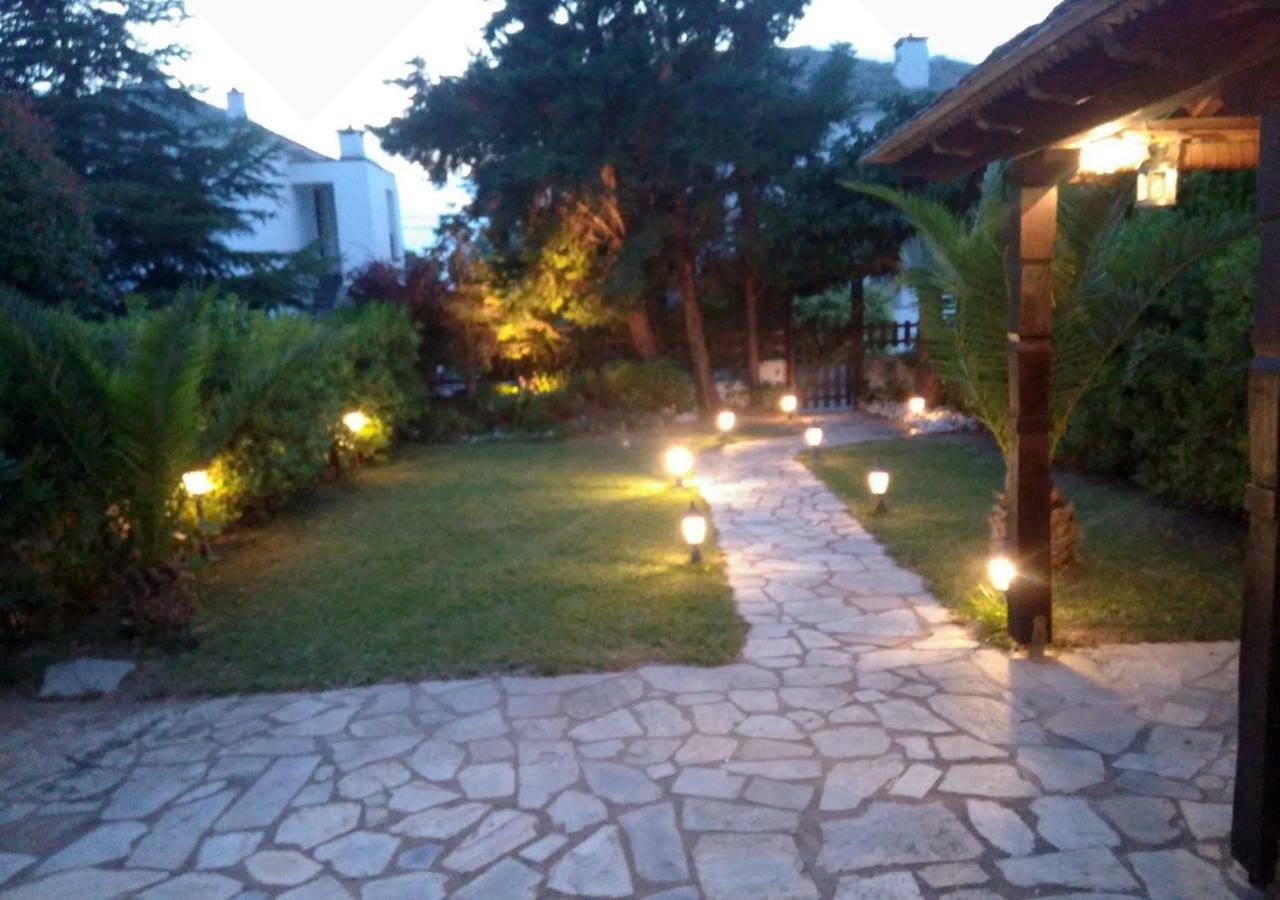 Harmony Seaside Apartments Koropi Bagian luar foto