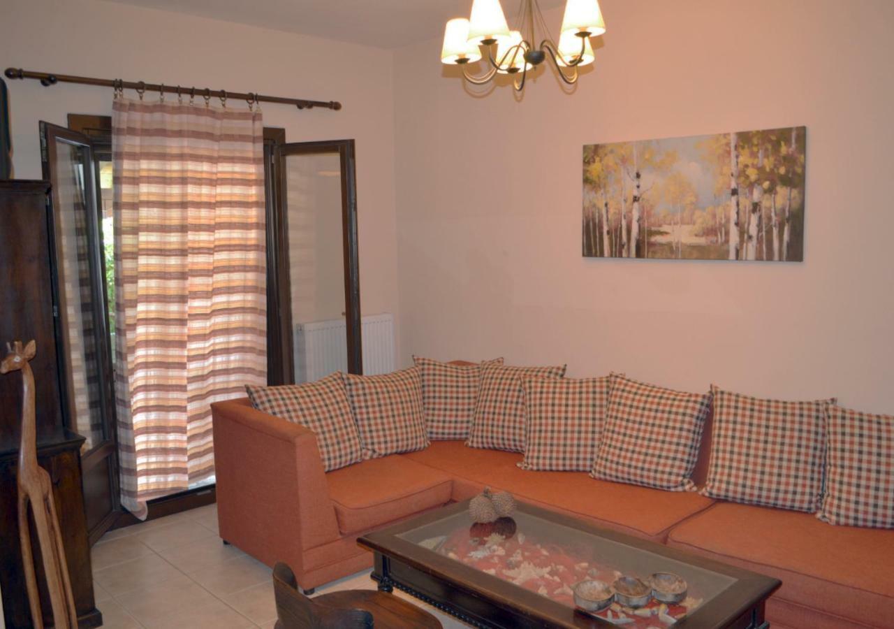 Harmony Seaside Apartments Koropi Bagian luar foto